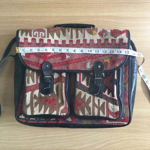 Host Pick! THE NOMADIE COLLECTION Vintage Kilim Briefcase/Laptop Bag - Picture 7 of 8